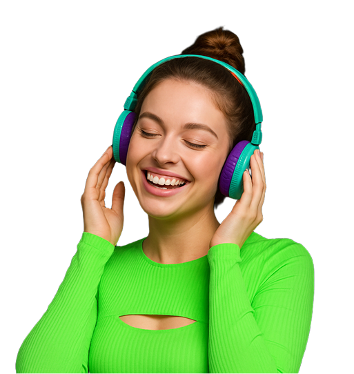 Model wearing handloom saree